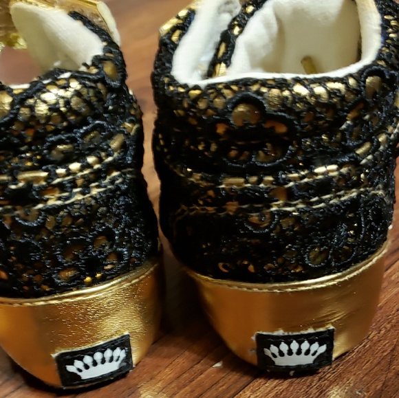 Juicy Couture Baby Girl Sneakers size 2 black/gold - Picture 5 of 5